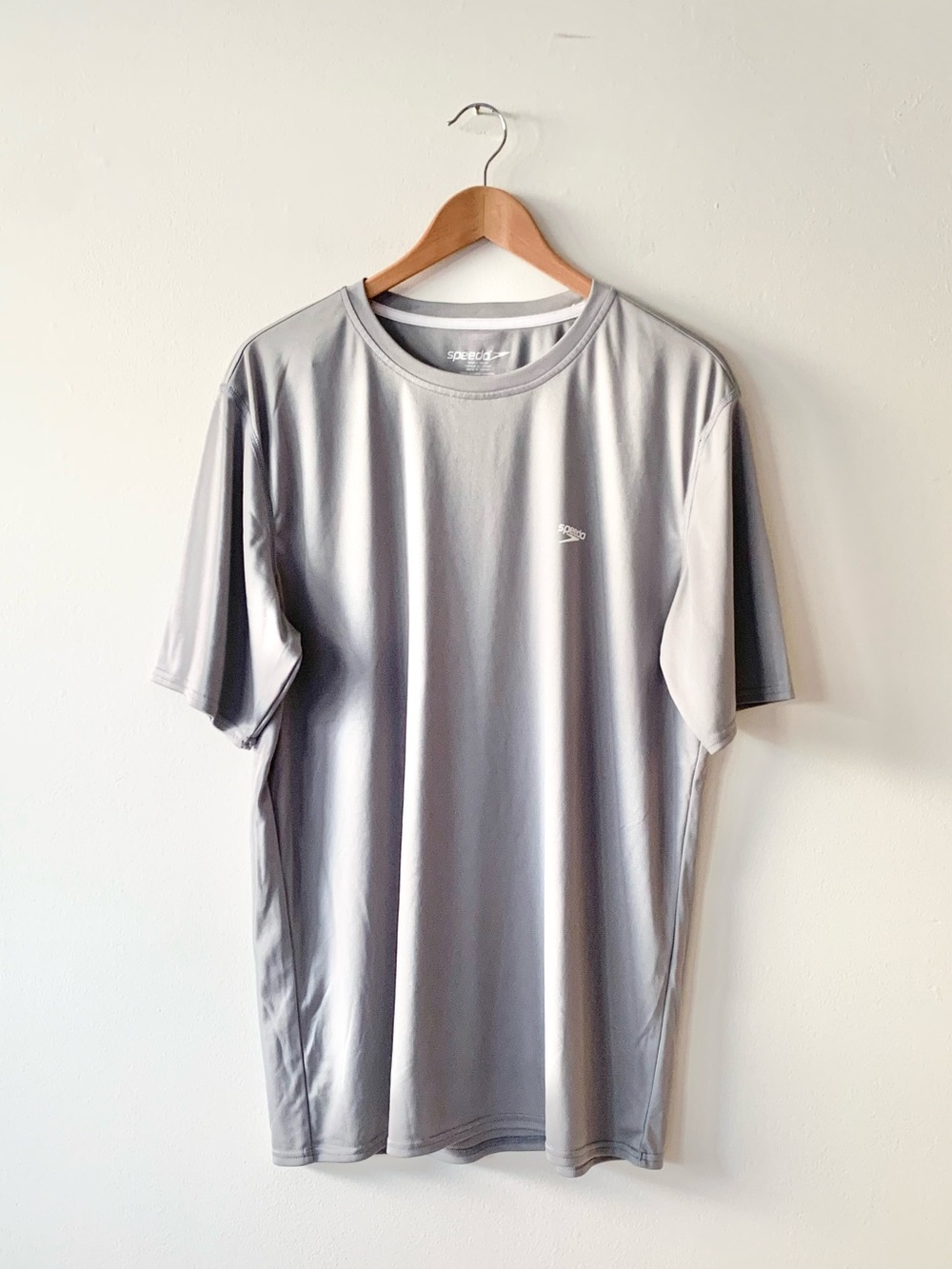 NEW Speedo Light Gray Men's Short Sleeve Performance Tee